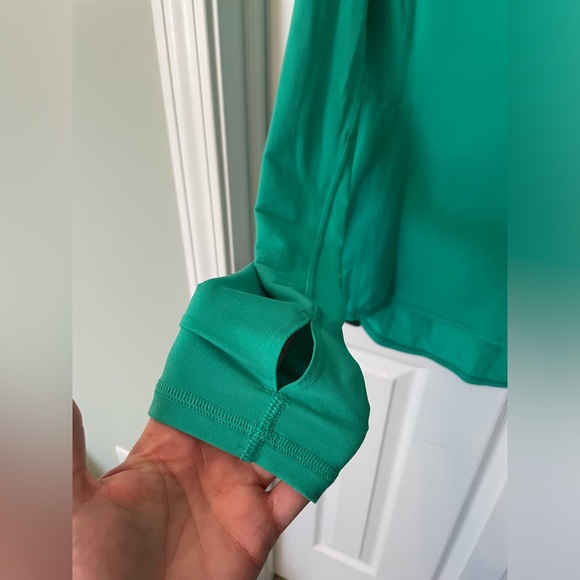 Lucy Green V-Neck Athletic Top - Picture 4 of 4